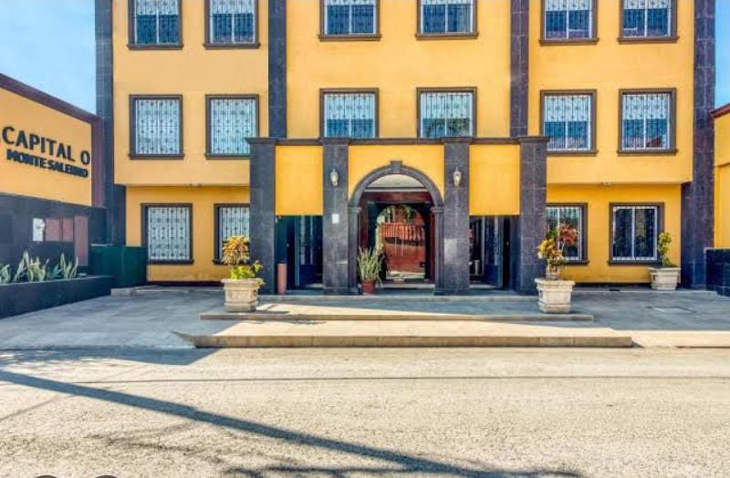 Monte Salerno Hotel & Suites